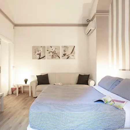 Liberty House Apartment Rom